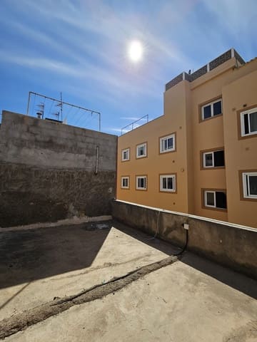 4 soveværelse Byhus til salg i Las Galletas, Arona - € 315.000 (Ref: 9357266)