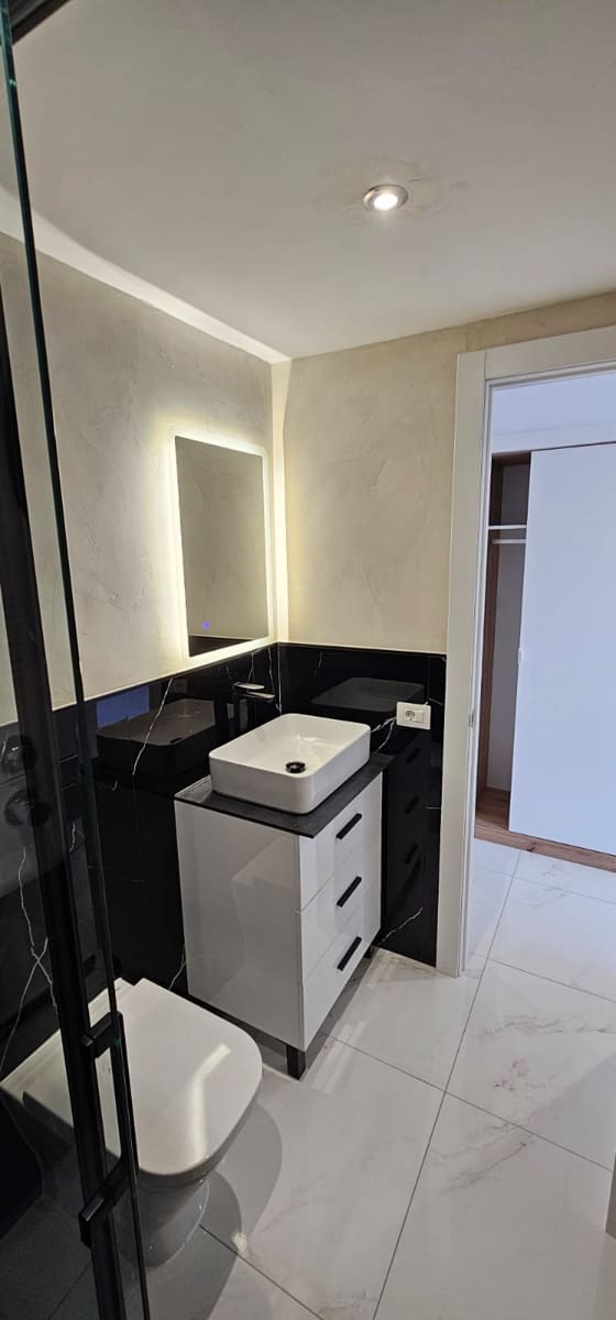 1 bedroom Apartment for sale in Playa de las Americas - € 263,000 (Ref: 9357270)