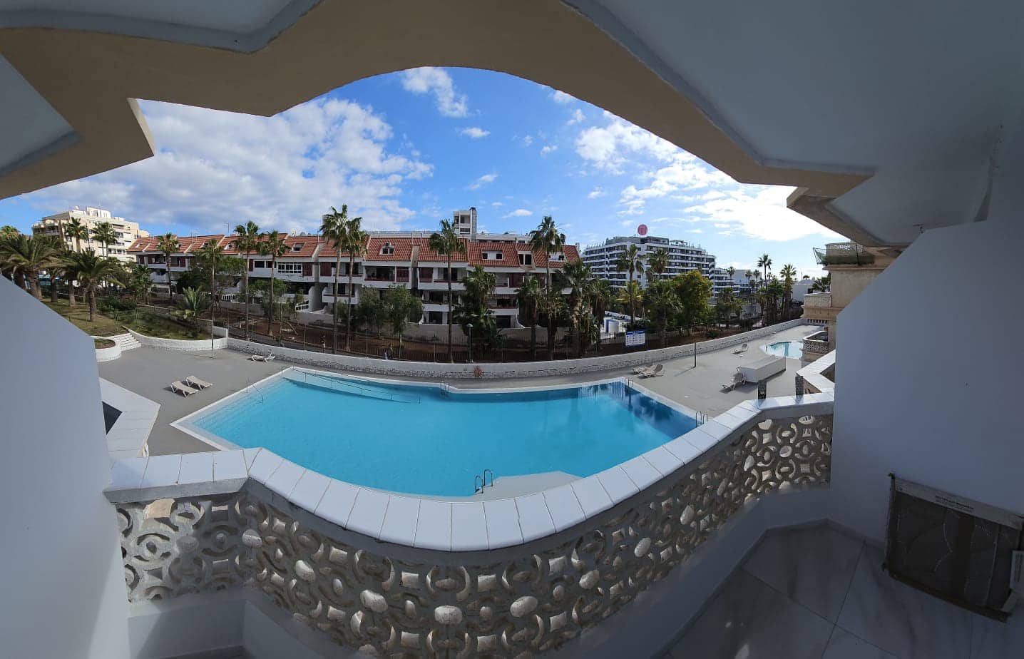 1 bedroom Apartment for sale in Playa de las Americas - € 263,000 (Ref: 9357270)