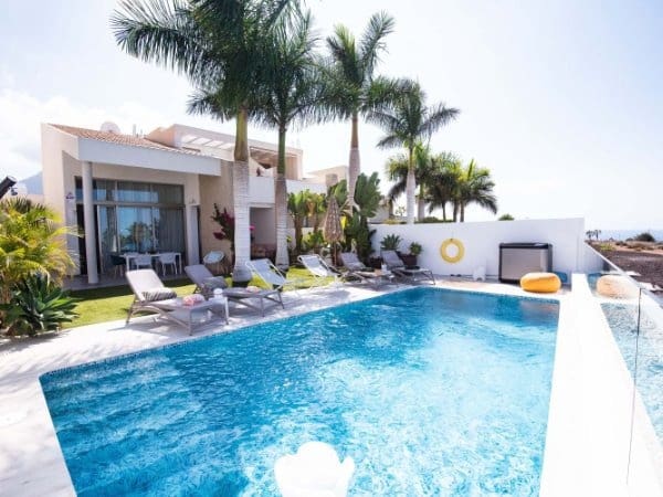 3 bedroom Villa for sale in Adeje - € 1,600,000 (Ref: 9357271)