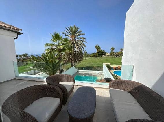 3 soveværelse Byhus til salg i La Caleta Adeje, Adeje - € 1.250.000 (Ref: 9357275)