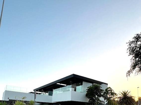 4 soveværelse Villa til salg i La Caleta Adeje - € 4.990.000 (Ref: 9357276)