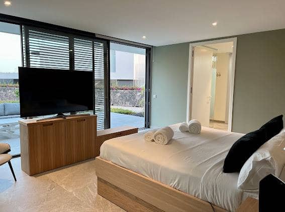 4 soveværelse Villa til salg i La Caleta Adeje - € 4.990.000 (Ref: 9357276)