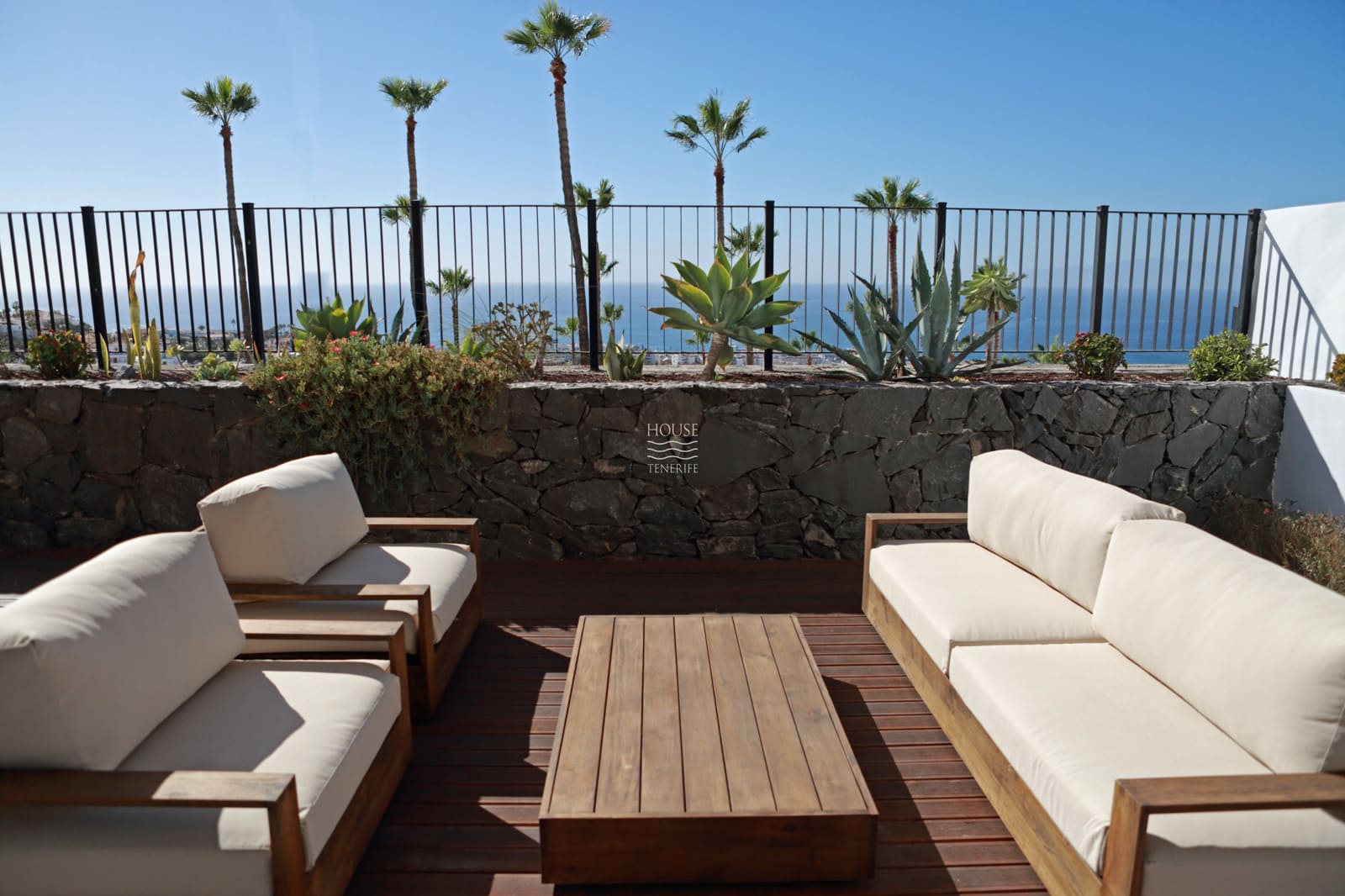 4 quarto Moradia em Banda para venda em San Eugenio - 950 000 € (Ref: 9357278)