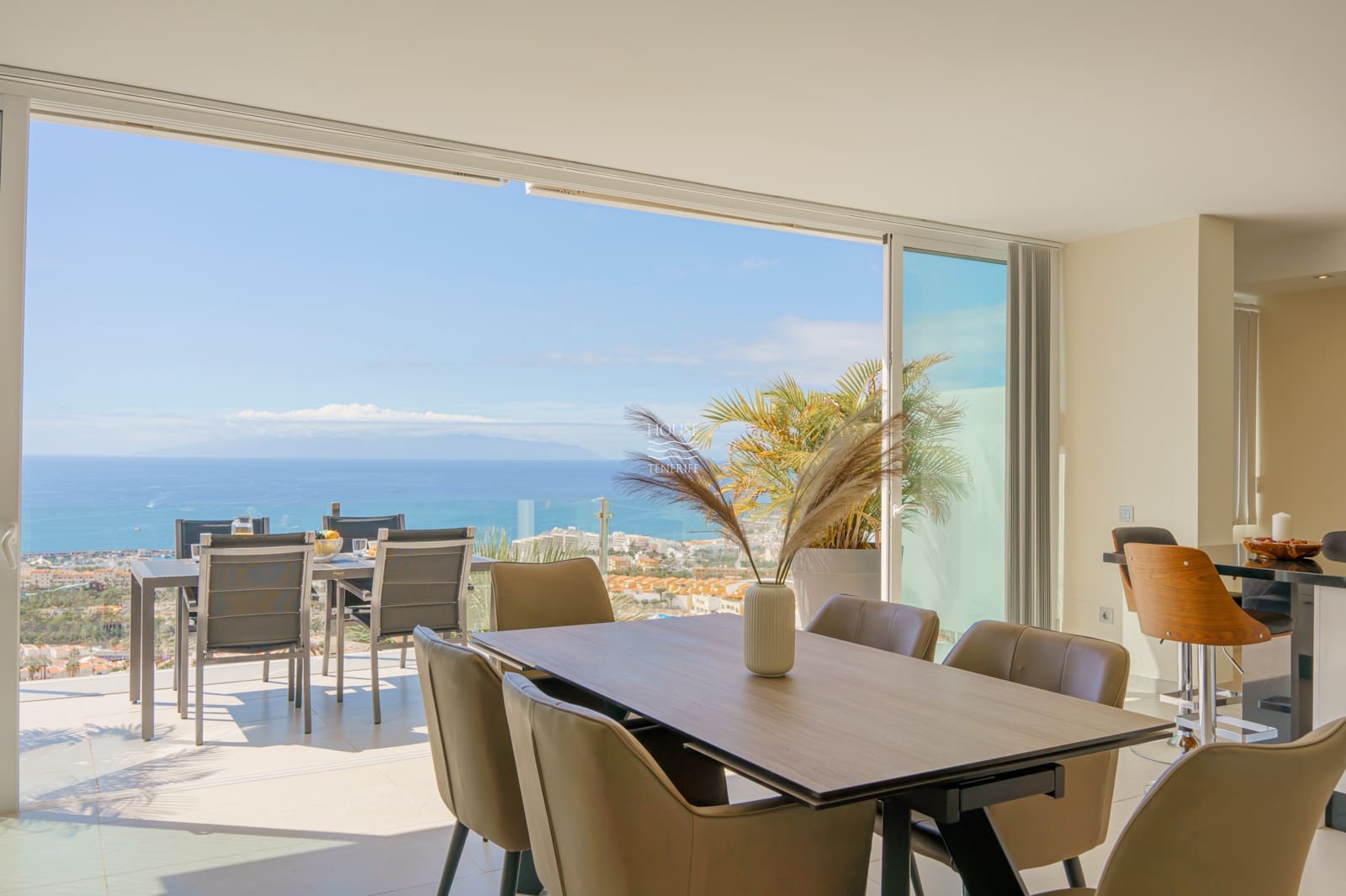 4 chambre Villa/Maison Mitoyenne à vendre à San Eugenio - 960 000 € (Ref: 9357281)