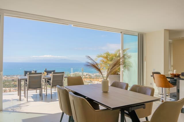 4 quarto Moradia em Banda para venda em San Eugenio, Adeje - 960 000 € (Ref: 9357281)