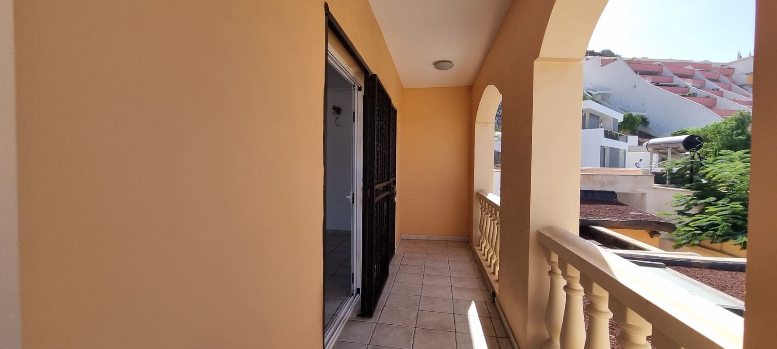 4 sovrum Villa till salu i Adeje - 1 200 000 € (Ref: 9357289)