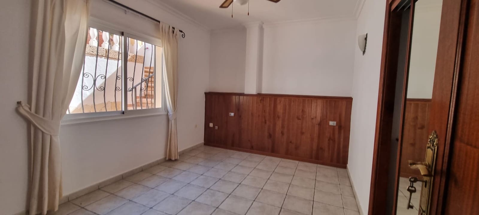 4 sovrum Villa till salu i Adeje - 1 200 000 € (Ref: 9357289)