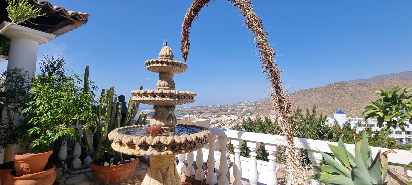 4 sovrum Villa till salu i Adeje - 1 200 000 € (Ref: 9357289)