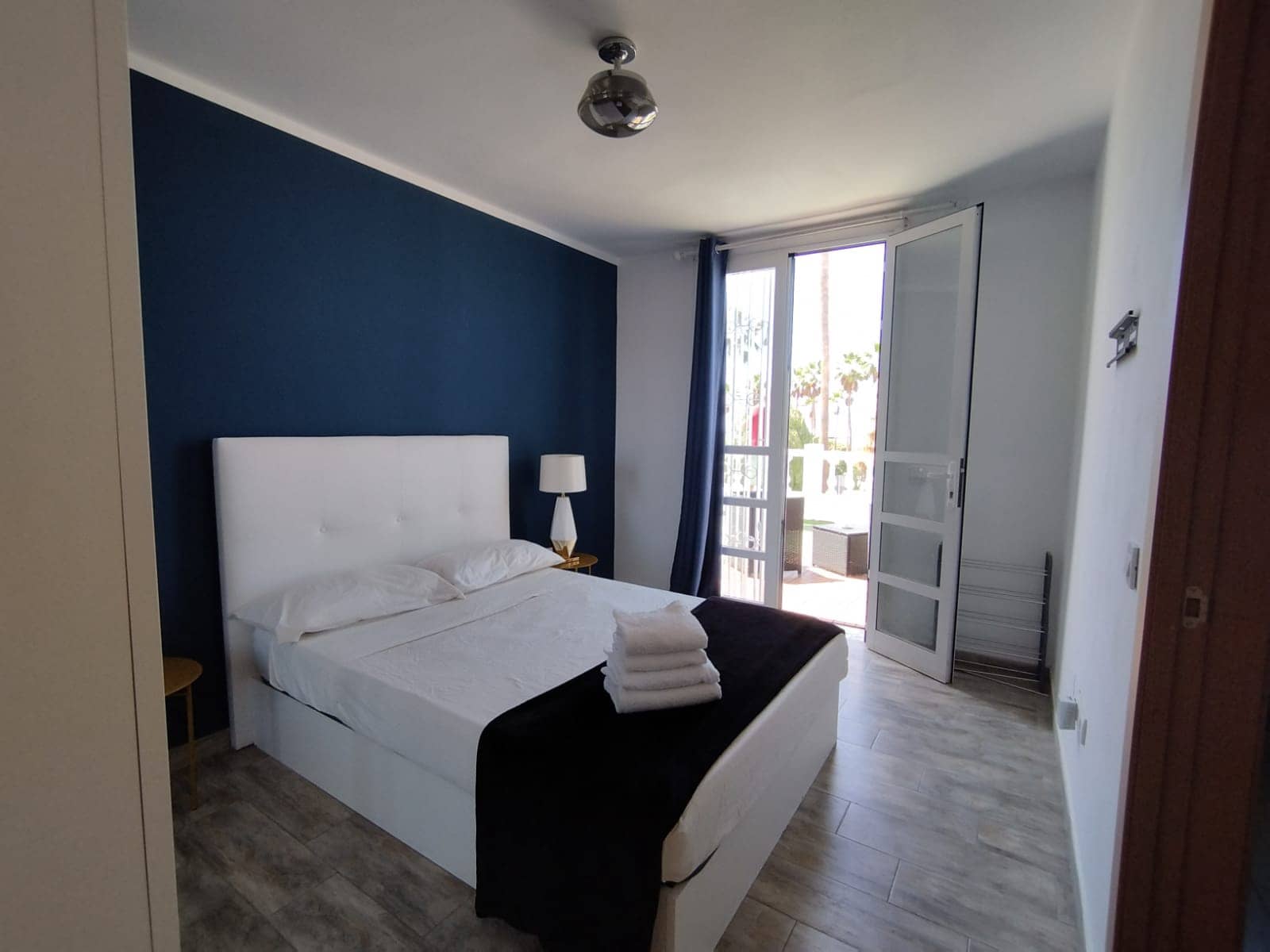 4 slaapkamer Villa te koop in San Eugenio - € 850.000 (Ref: 9357292)