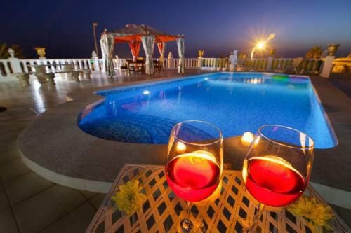 4 soveværelse Villa til salg i Playa Paraiso, Adeje med swimmingpool - € 1.300.000 (Ref: 9357294)