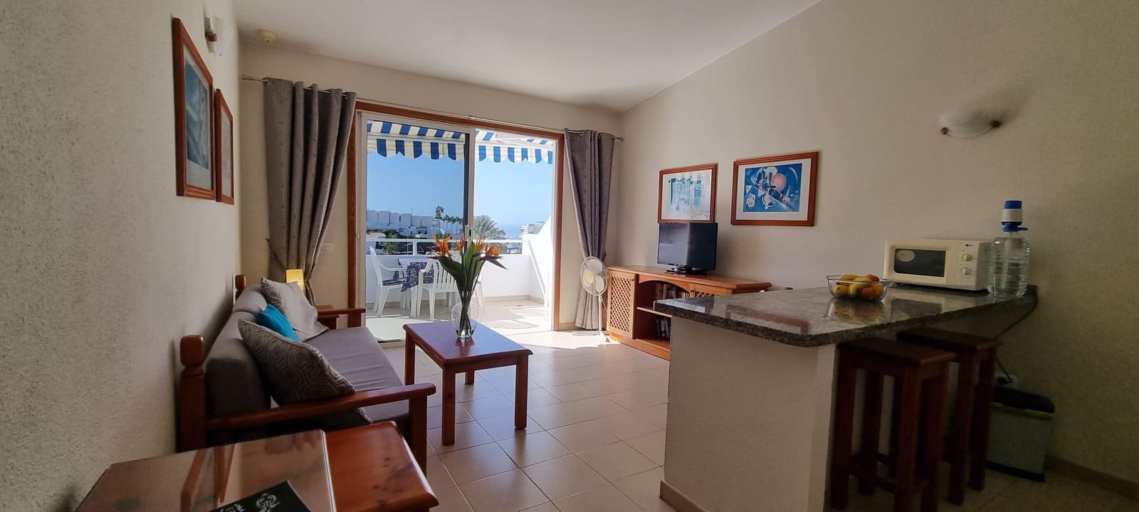 2 bedroom Apartment for sale in Adeje - € 220,000 (Ref: 9357295)