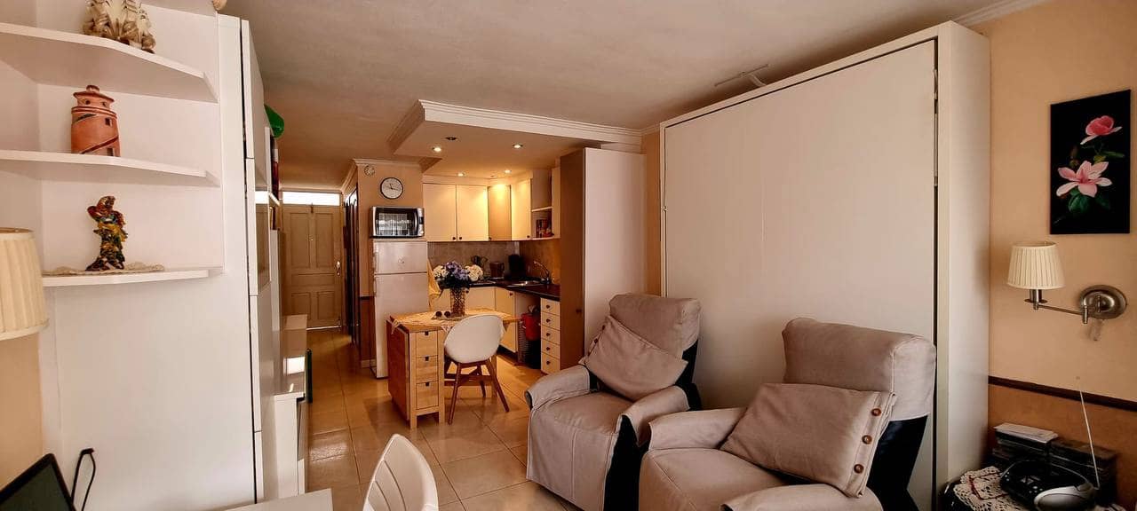 1 slaapkamer Studio te koop in San Eugenio - € 215.000 (Ref: 9357296)