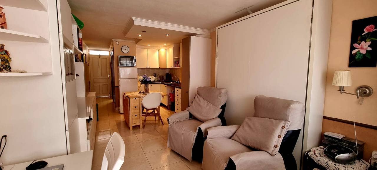 1 slaapkamer Studio te koop in San Eugenio - € 215.000 (Ref: 9357296)