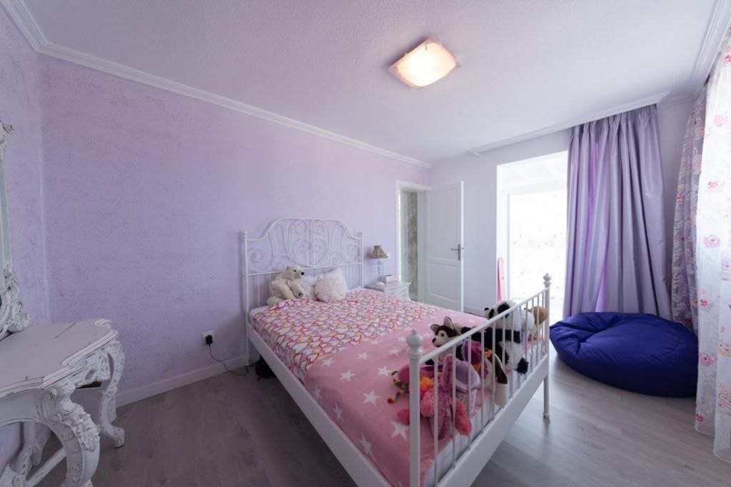 10 soverom Villa til salgs i Costa Adeje med svømmebasseng - € 1 550 000 (Ref: 9357297)