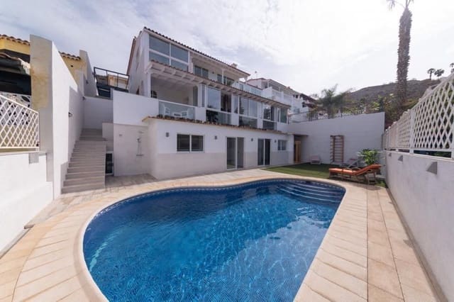 10 soverom Villa til salgs i Costa Adeje, Adeje med svømmebasseng - € 1 550 000 (Ref: 9357297)