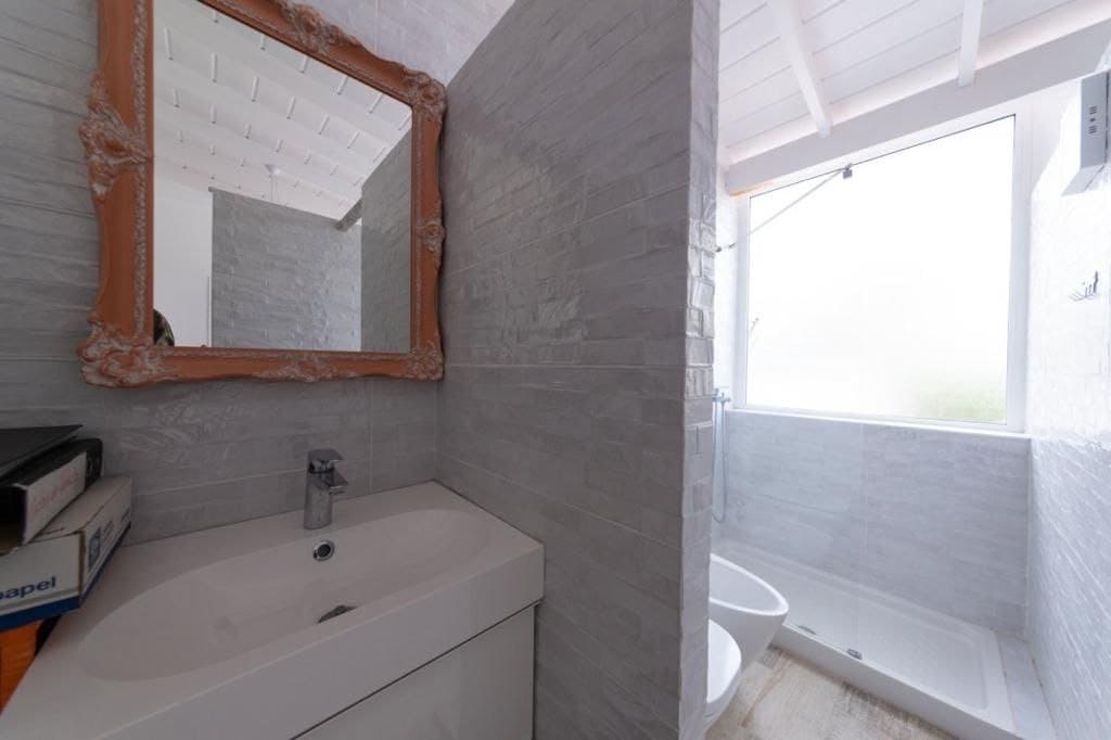 10 soverom Villa til salgs i Costa Adeje med svømmebasseng - € 1 550 000 (Ref: 9357297)