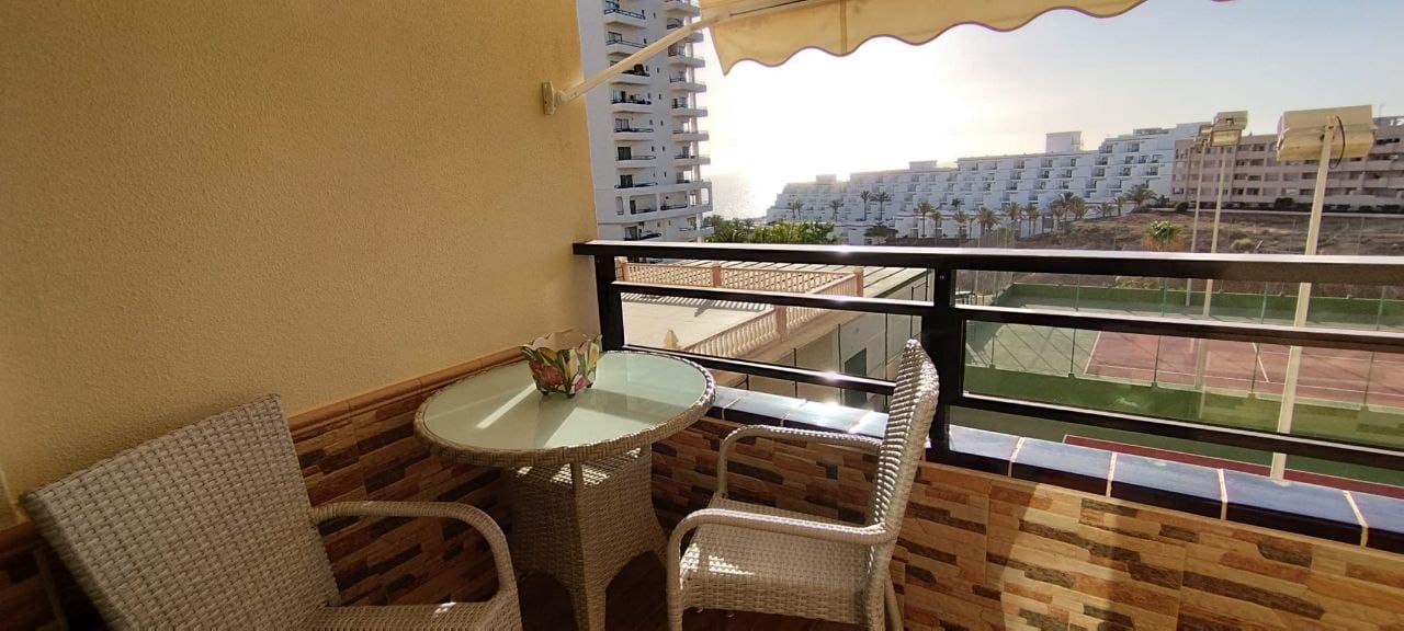 1 sovrum Lägenhet till salu i Costa Adeje med pool - 260 000 € (Ref: 9357299)