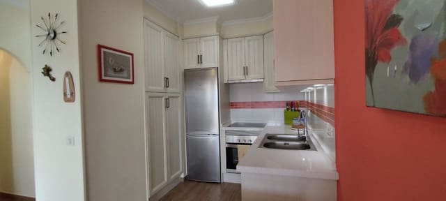 1 sovrum Lägenhet till salu i Costa Adeje, Adeje med pool - 260 000 € (Ref: 9357299)