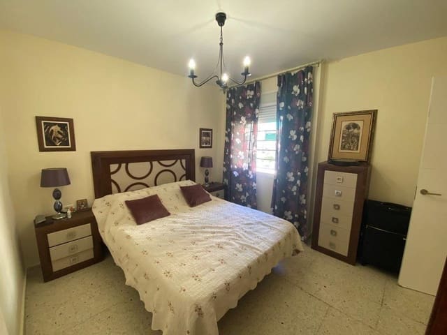 2 soveværelse Lejlighed til salg i Los Cristianos, Arona med swimmingpool - € 275.000 (Ref: 9357300)