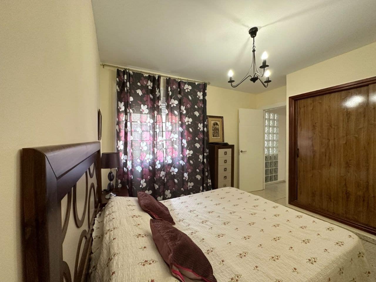 2 sovrum Lägenhet till salu i Los Cristianos med pool - 275 000 € (Ref: 9357300)