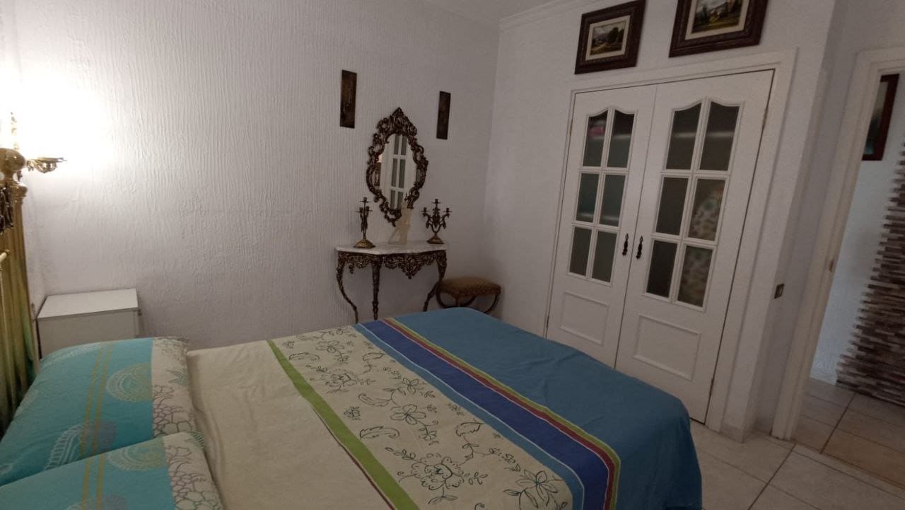 1 soverom Leilighet til salgs i Los Cristianos med svømmebasseng - € 260 000 (Ref: 9357301)