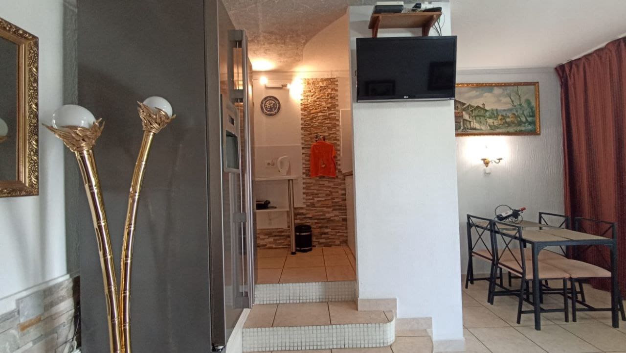 1 soverom Leilighet til salgs i Los Cristianos med svømmebasseng - € 260 000 (Ref: 9357301)