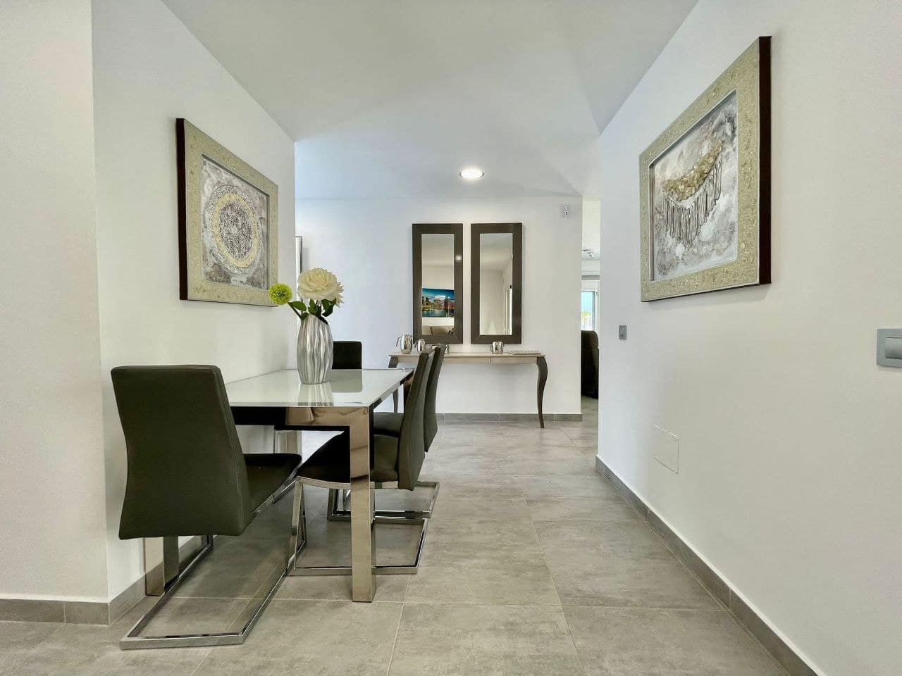 3 soverom Villa til salgs i San Eugenio - € 875 000 (Ref: 9357302)