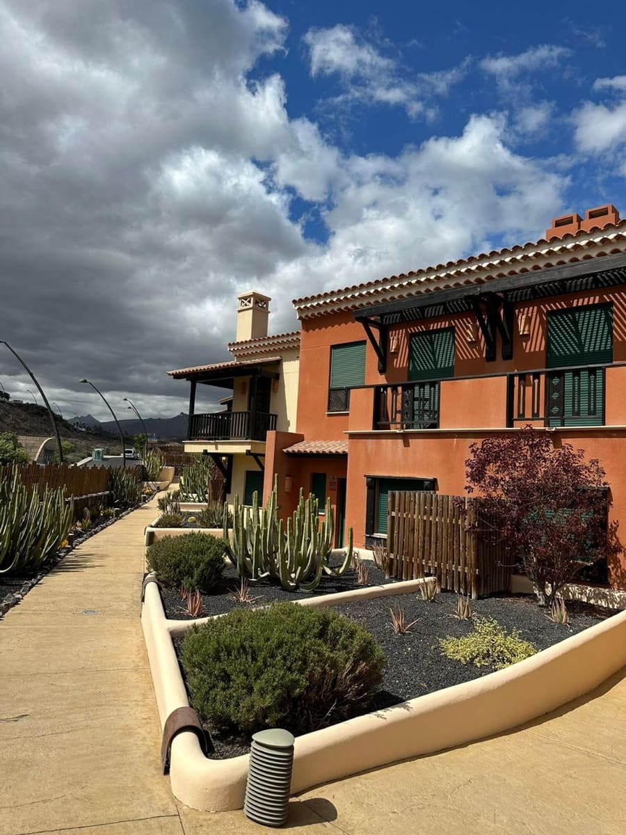 3 soveværelse Finca/Landehus til salg i Golf del Sur med swimmingpool - € 560.000 (Ref: 9357304)