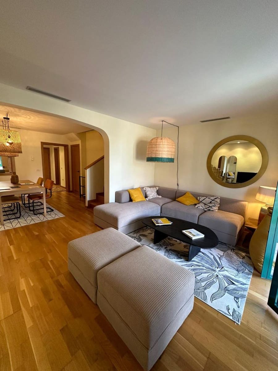 3 soveværelse Finca/Landehus til salg i Golf del Sur med swimmingpool - € 560.000 (Ref: 9357304)