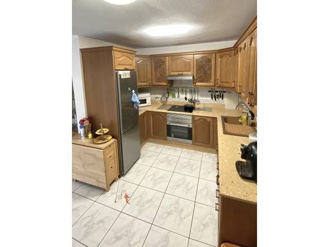 3 sovrum Hus till salu i Costa Adeje med pool - 395 000 € (Ref: 9357309)