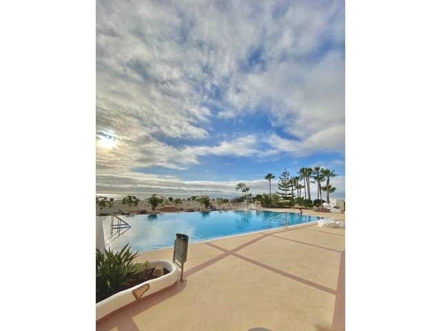 3 sovrum Hus till salu i Costa Adeje med pool - 395 000 € (Ref: 9357309)