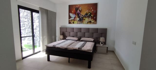 3 soveværelse Villa til salg i La Caldera, Adeje med garage - € 1.400.000 (Ref: 9357312)