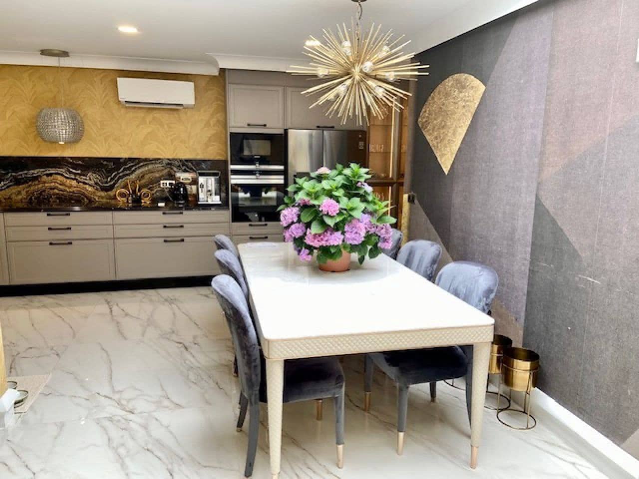 4 soveværelse Villa til salg i Costa Adeje - € 1.500.000 (Ref: 9357319)