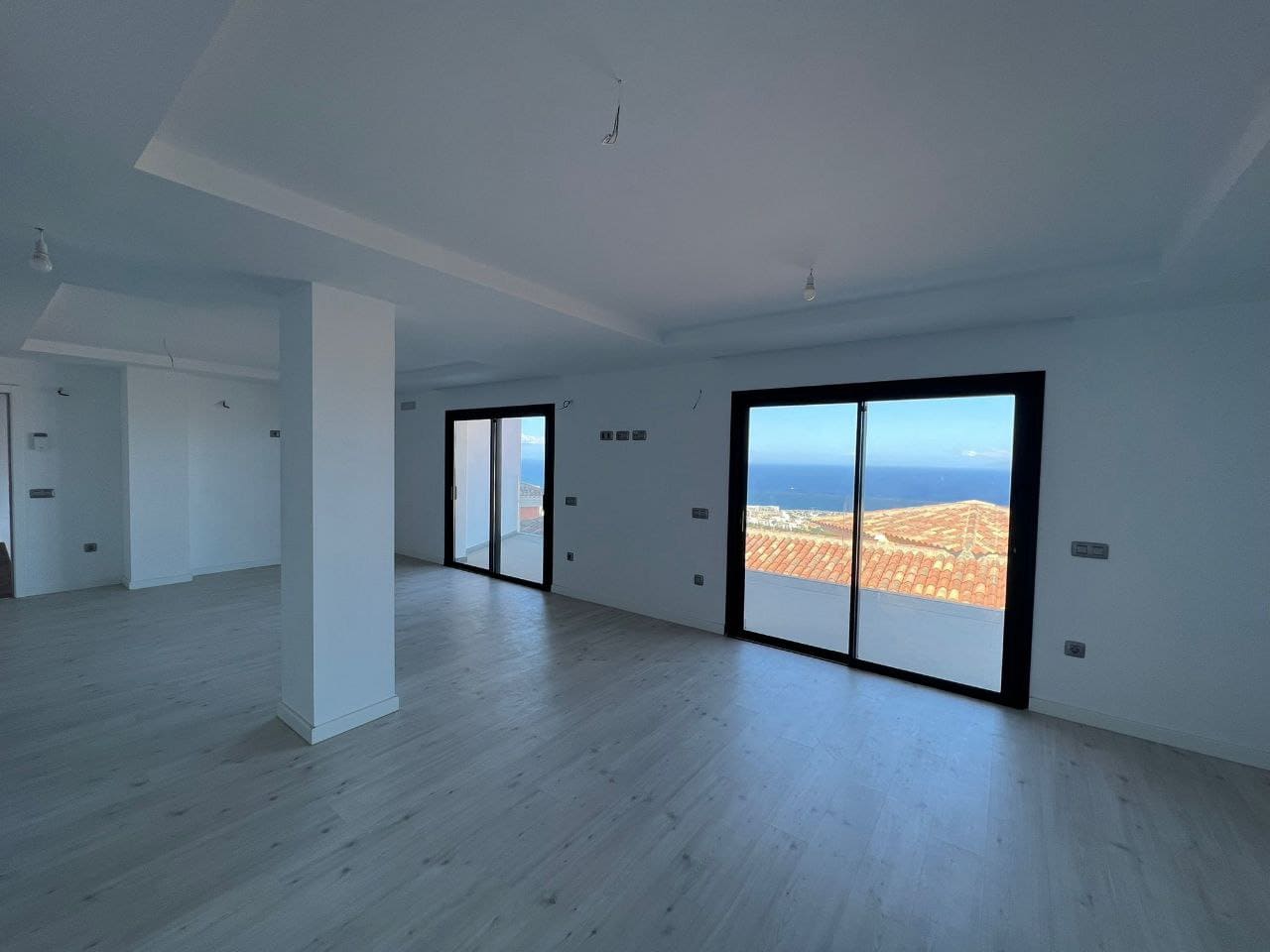 3 soverom Penthouse til salgs i San Eugenio med garasje - € 890 000 (Ref: 9357320)