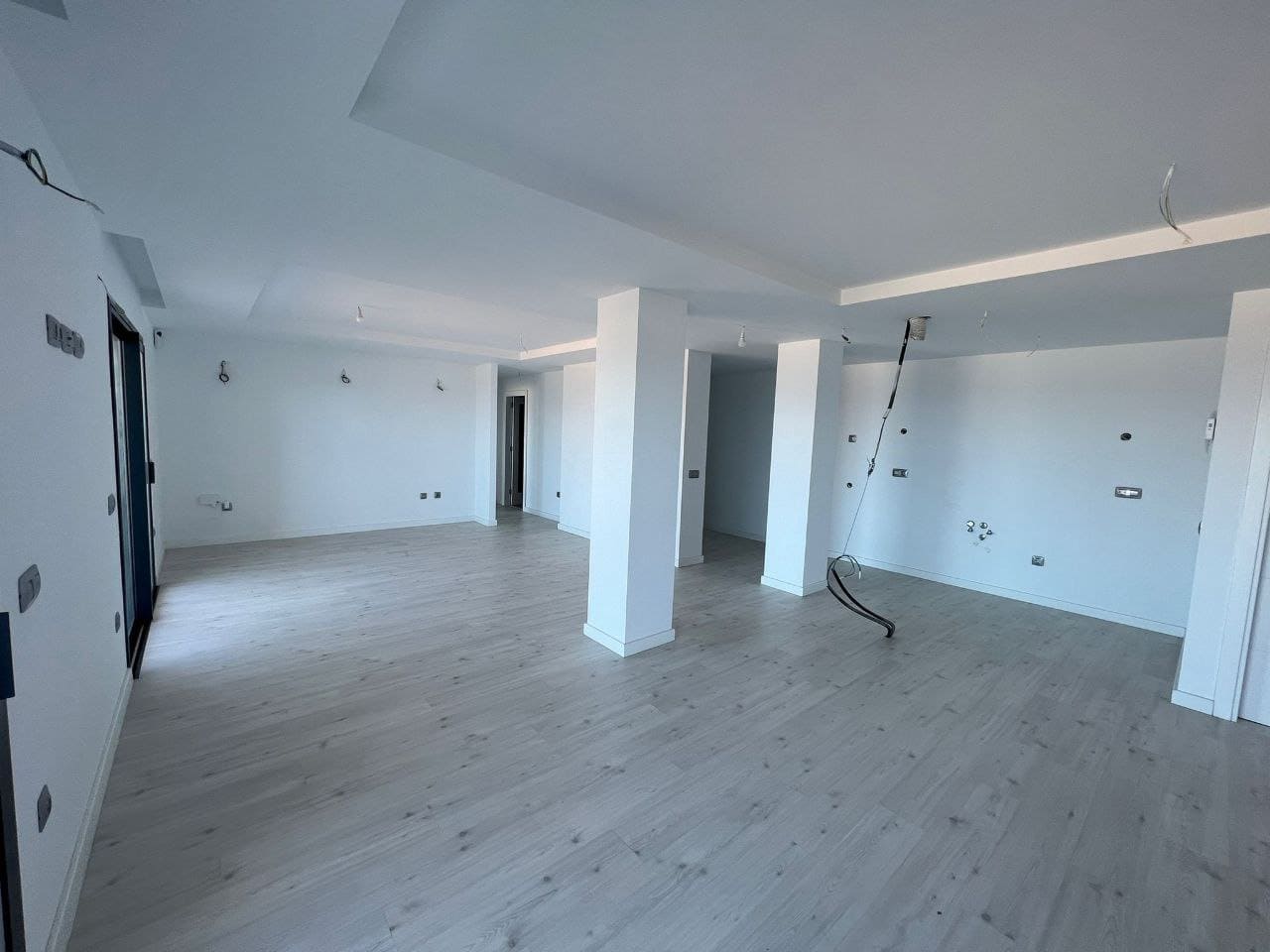 3 soverom Penthouse til salgs i San Eugenio med garasje - € 890 000 (Ref: 9357320)