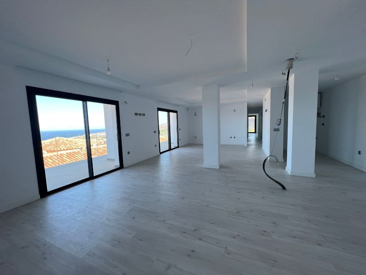 3 soverom Penthouse til salgs i San Eugenio med garasje - € 890 000 (Ref: 9357320)