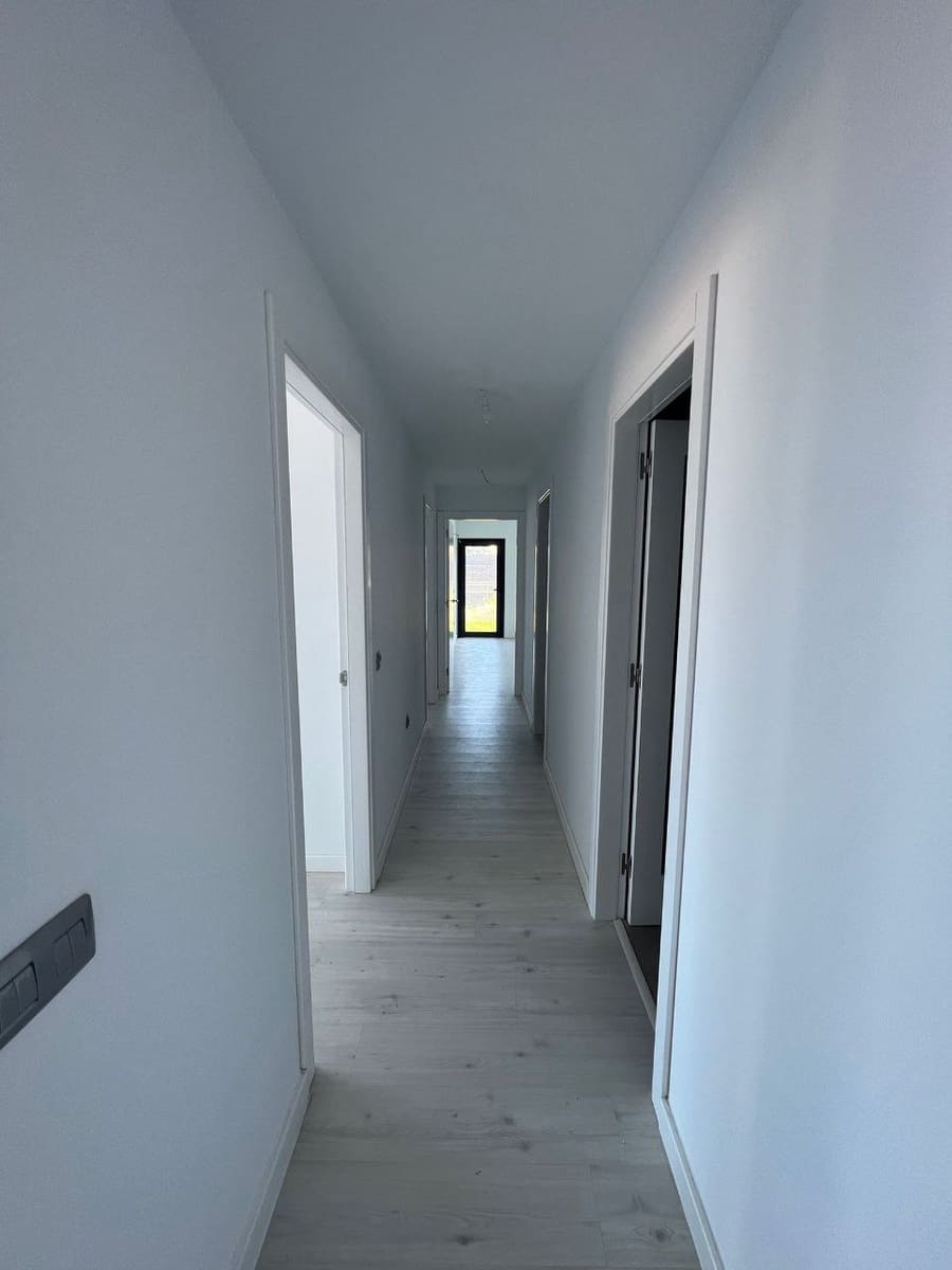 3 soverom Penthouse til salgs i San Eugenio med garasje - € 890 000 (Ref: 9357320)