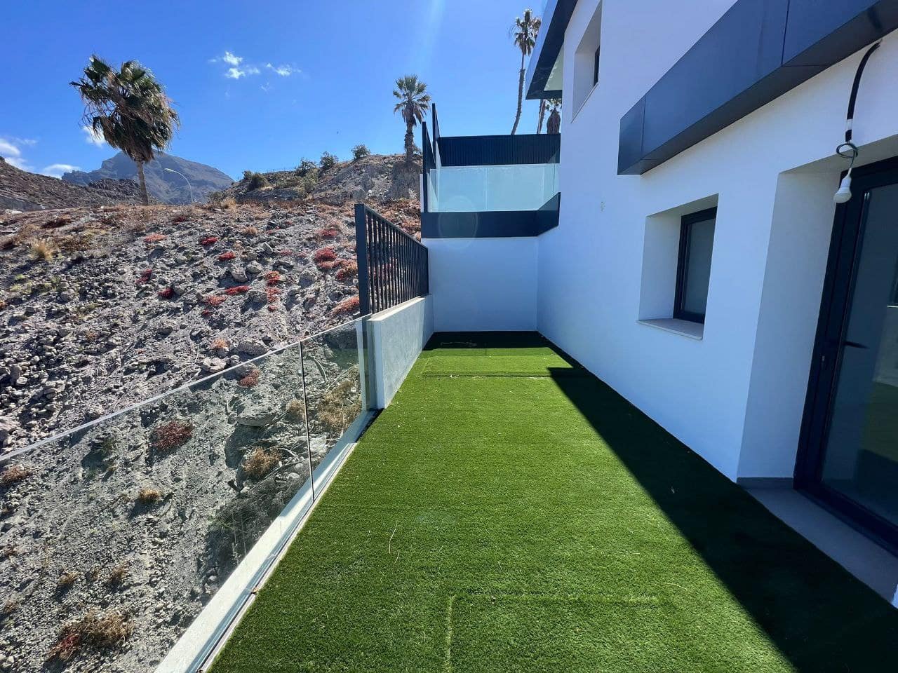 3 soverom Penthouse til salgs i San Eugenio med garasje - € 890 000 (Ref: 9357320)