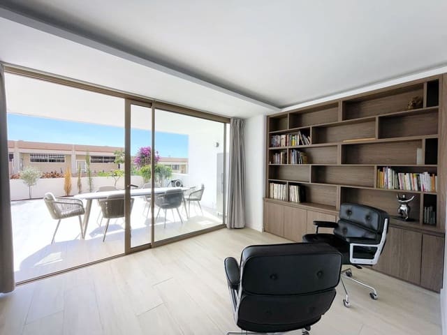 3 quarto Bungalow para venda em Marazul, Adeje com garagem - 580 000 € (Ref: 9357323)