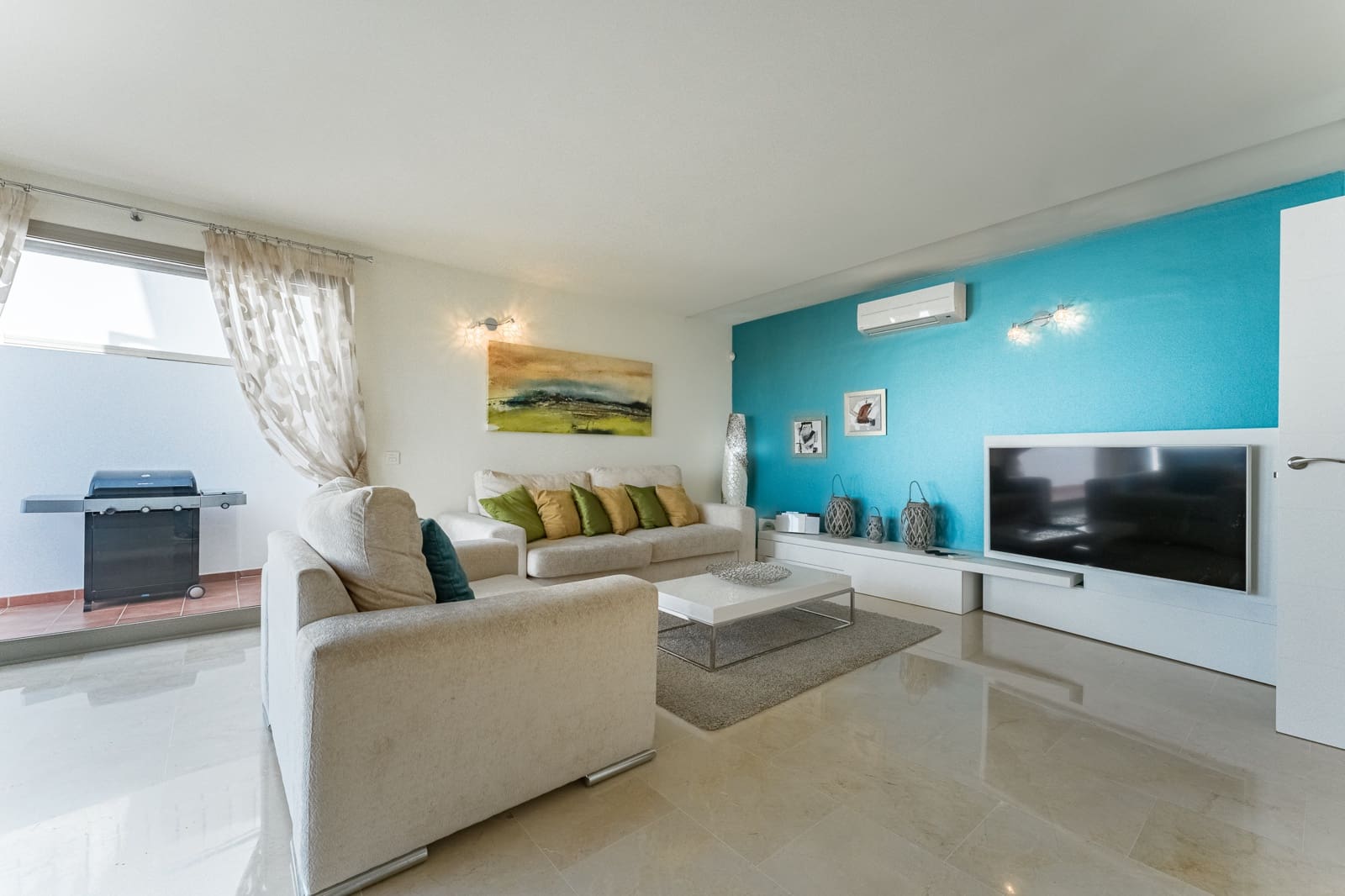 3 soverom Villa til salgs i La Caleta Adeje med svømmebasseng garasje - € 955 000 (Ref: 9357327)