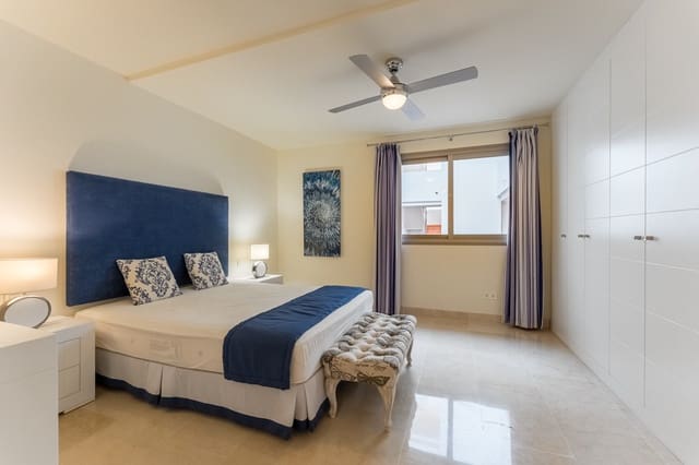 3 soverom Villa til salgs i La Caleta Adeje, Adeje med svømmebasseng garasje - € 955 000 (Ref: 9357327)