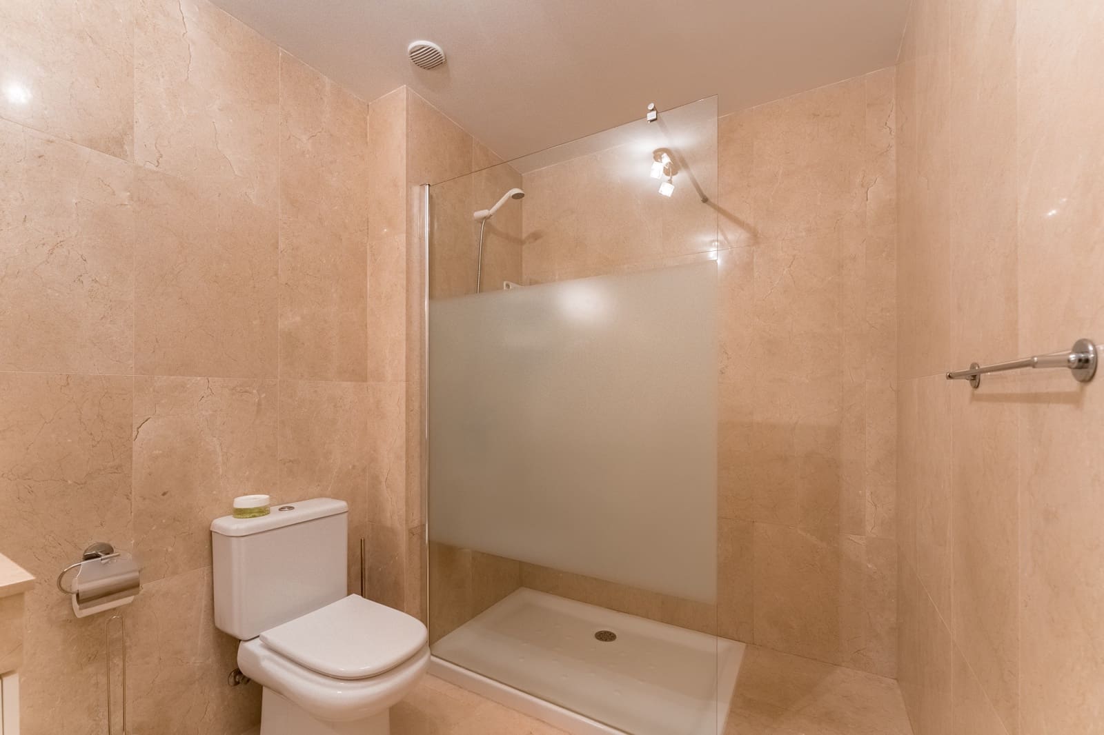 3 soverom Villa til salgs i La Caleta Adeje med svømmebasseng garasje - € 955 000 (Ref: 9357327)