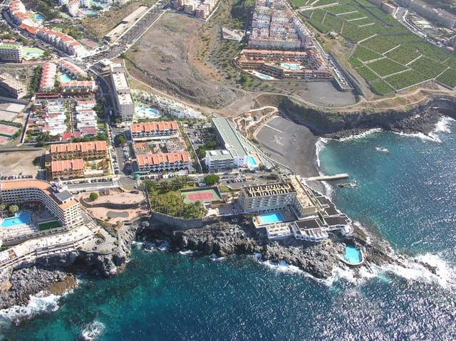 Undeveloped Land for sale in Callao Salvaje, Adeje - € 495,000 (Ref: 9357328)