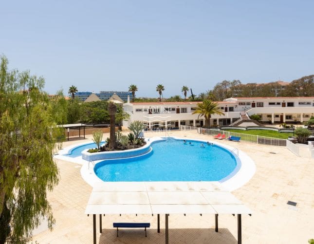 4 camera da letto Attico in vendita in Playa de las Americas con piscina garage - 685.000 € (Rif: 9357330)