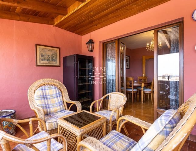 4 camera da letto Attico in vendita in Playa de las Americas con piscina garage - 685.000 € (Rif: 9357330)