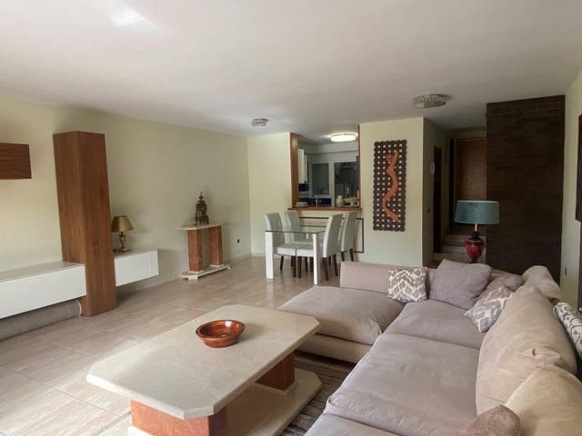 3 soveværelse Finca/Landehus til salg i Adeje med swimmingpool - € 495.000 (Ref: 9357341)