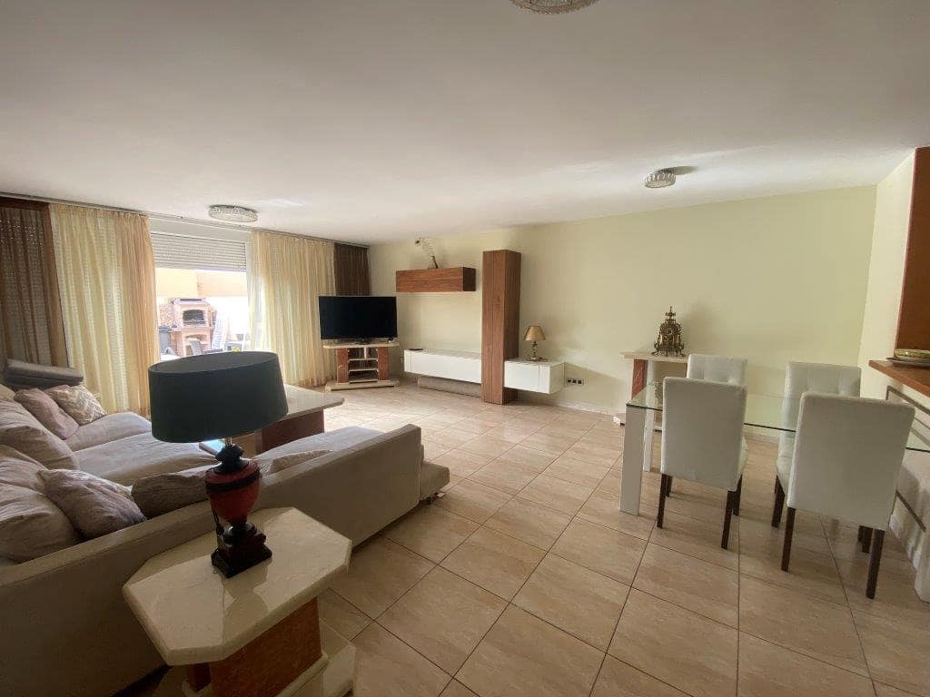 3 soveværelse Finca/Landehus til salg i Adeje med swimmingpool - € 495.000 (Ref: 9357341)