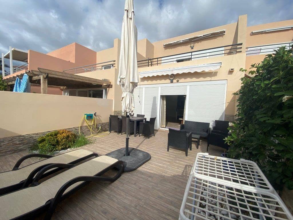 3 soveværelse Finca/Landehus til salg i Adeje med swimmingpool - € 495.000 (Ref: 9357341)