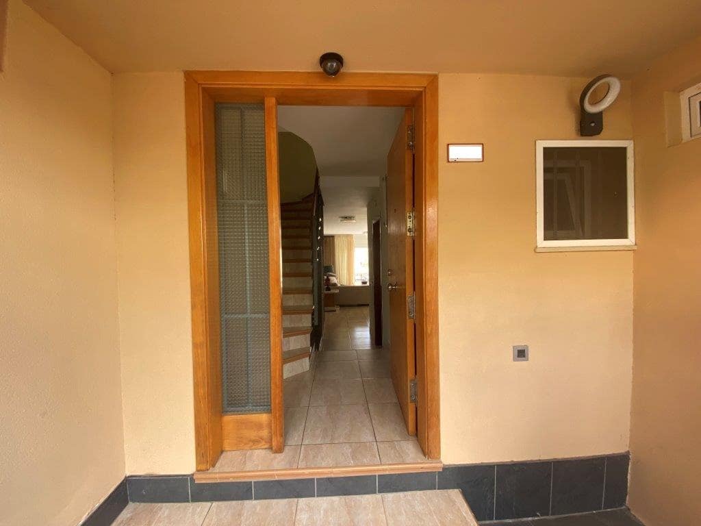 3 soveværelse Finca/Landehus til salg i Adeje med swimmingpool - € 495.000 (Ref: 9357341)